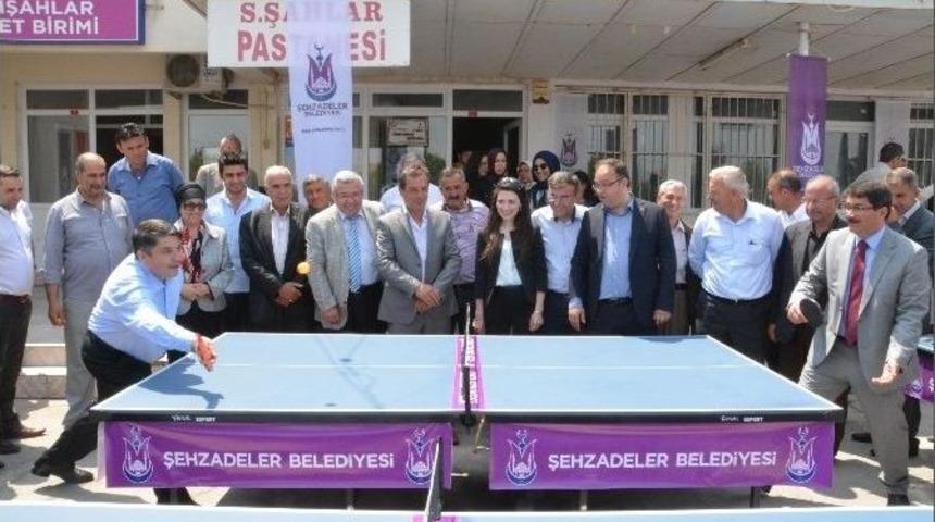 12 Mahalleye Masa Tenisi Yerleştirildi