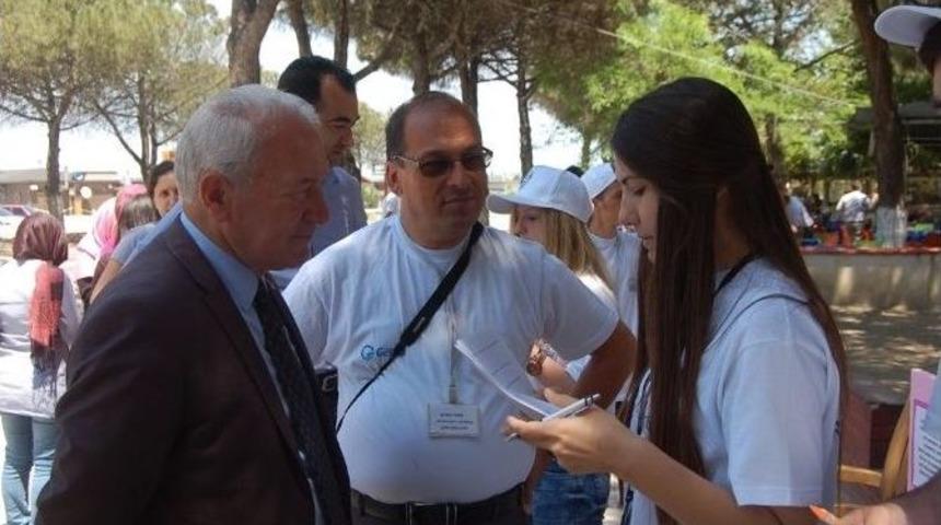 Lapseki İl&ccedil;esinde &Ccedil;evre G&ouml;n&uuml;ll&uuml;leri Sergisi