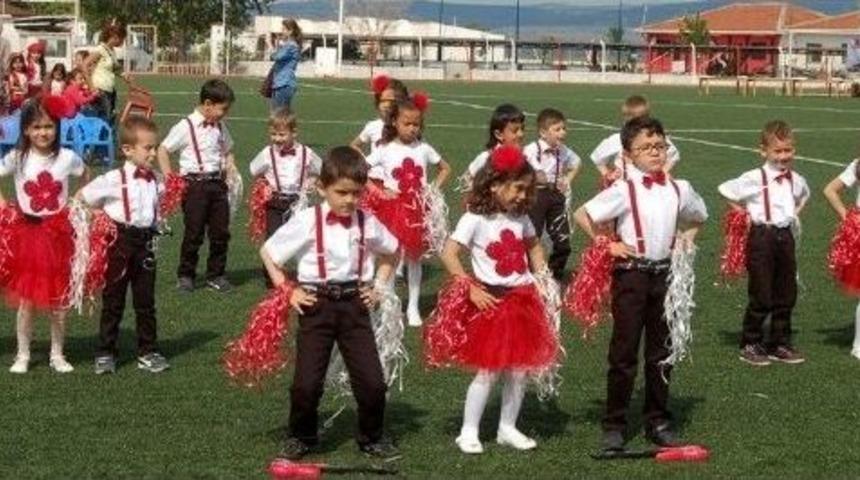 Ana Okulu &Ouml;ğrencilerinden Yılsonu G&ouml;sterisi