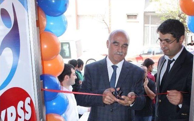 Yeni Renk Kpss’den Açılışa Özel Sınava Girecek Her Öğrenciye 200 Tl İndirim