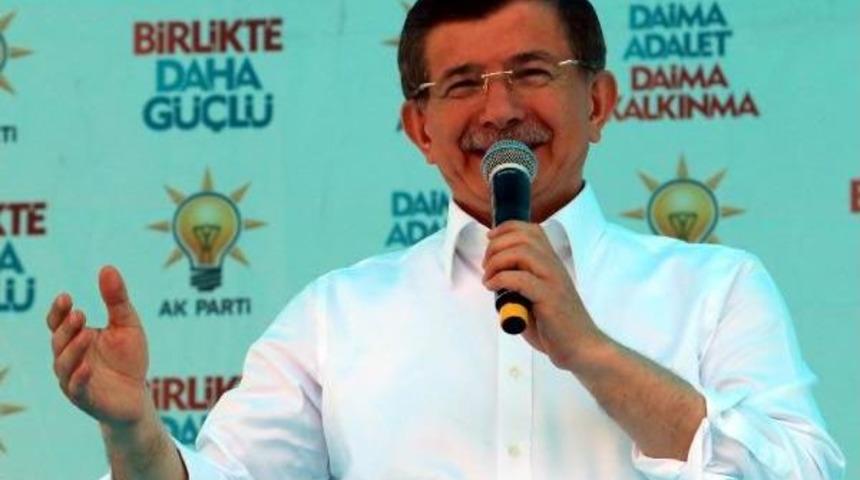 Davutoğlu'ndan Kılı&ccedil;daroğlu'na Su&ccedil;lama: Bu A&ccedil;ık Bir Intihal
