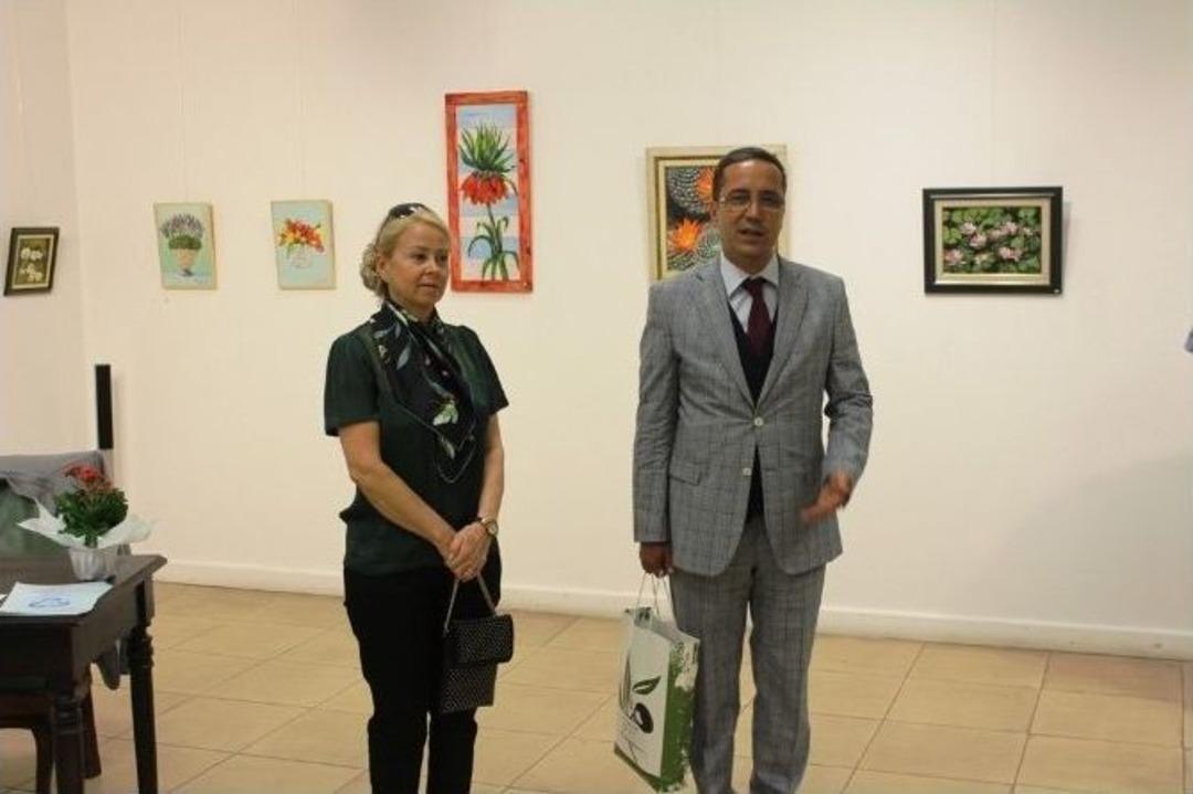 Feride Kartal Kişisel Resim Sergisini A&ccedil;tı