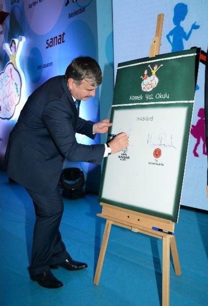 Komek Yaz Okulu Protokolü İmzalandı G5