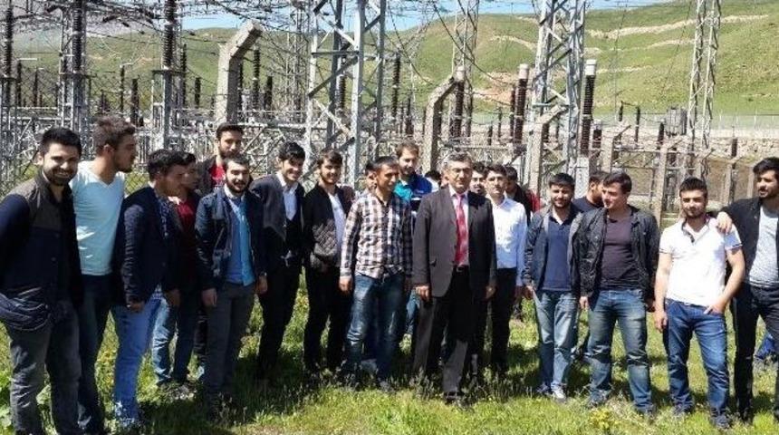 Be&uuml;&rsquo;l&uuml; &Ouml;ğrencile Tatvan Trafo Merkezini Gezdi