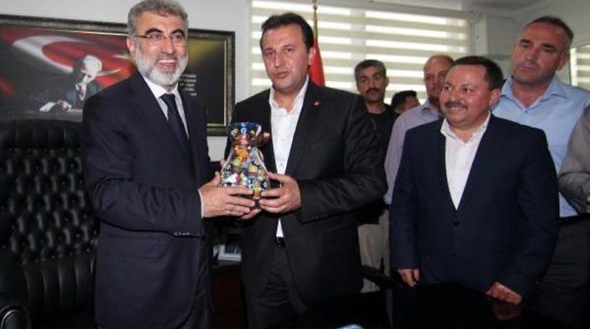 Taner Yıldız'dan Ucuz Mazot Tepkisi: Vatandaşın, &Ccedil;ift&ccedil;inin &Uuml;mitleriyle Oynamayacaksınız (2)