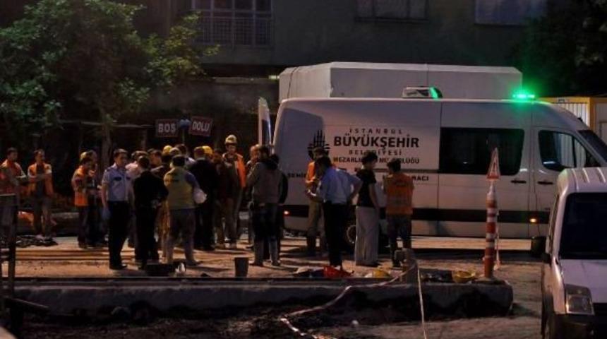 Temeli D&uuml;n Atılan Metro Inşaatındaki Feci Kazada Bir Iş&ccedil;i &Ouml;ld&uuml;