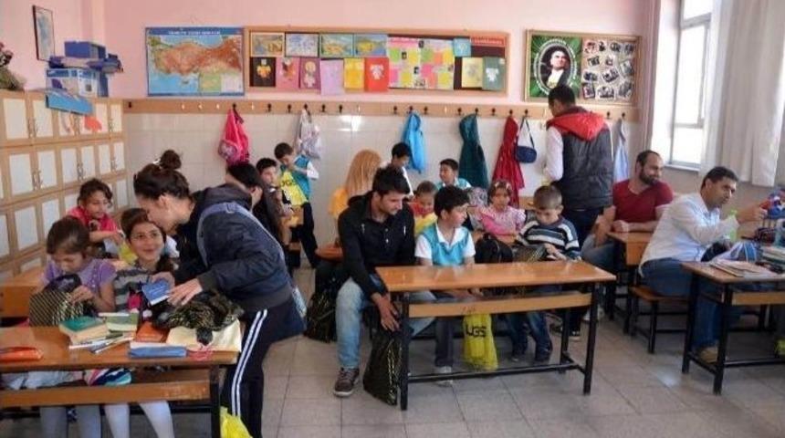 &Uuml;niversite &Ouml;ğrencilerinden Sosyal Sorumluluk Projesi