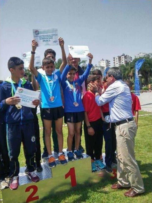 Vanlı Atletlerden Büyük Başarı 3