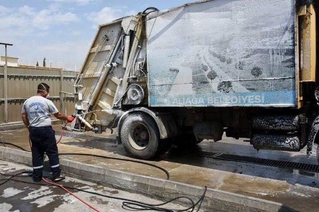 Aliağa Belediyesi&rsquo;nden Temizlik Hareketi 2