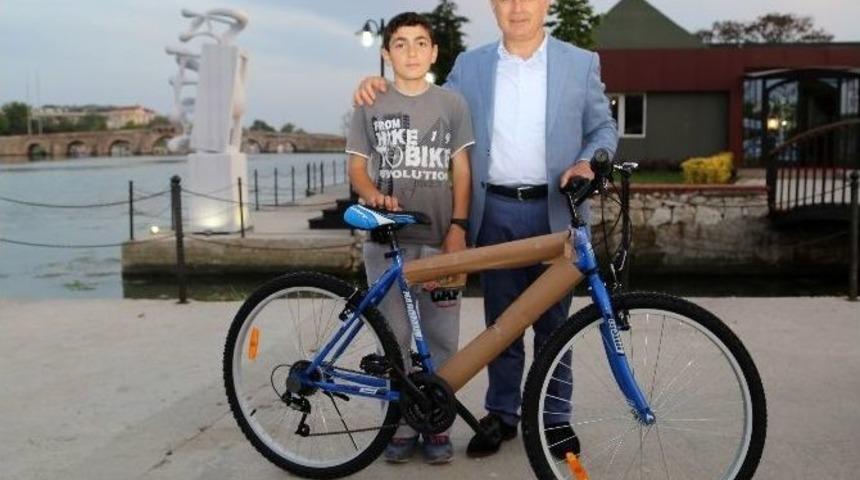 Başkan Akg&uuml;n, K&uuml;&ccedil;&uuml;k Oğulcan&rsquo;ın En B&uuml;y&uuml;k Hayalini Ger&ccedil;ekleştirdi