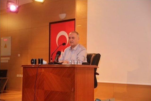 Murathan Mungan Buca&rsquo;da Okurlarıyla Buluştu 1