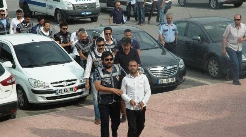 Bodrum&rsquo;da İnsan Ka&ccedil;ak&ccedil;ılarına Operasyon: 8 G&ouml;zaltı