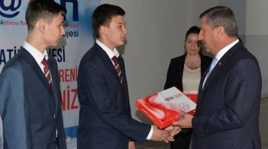 K&uuml;tahya&rsquo;da Fatih Projesi Tablet Dağıtım T&ouml;reni