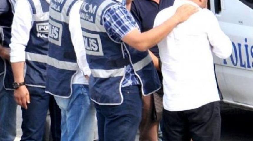 Bodrum'da Insan Ka&ccedil;ak&ccedil;ılığına 8 G&ouml;zaltı