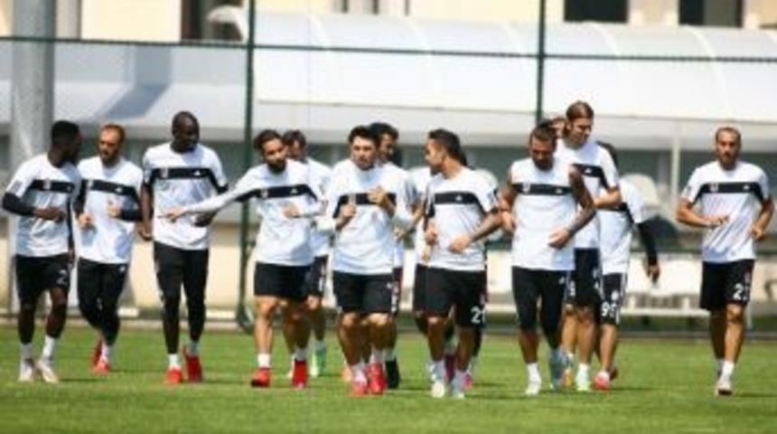 Beşiktaş&rsquo;ta Derbi Hazırlıkları S&uuml;r&uuml;yor