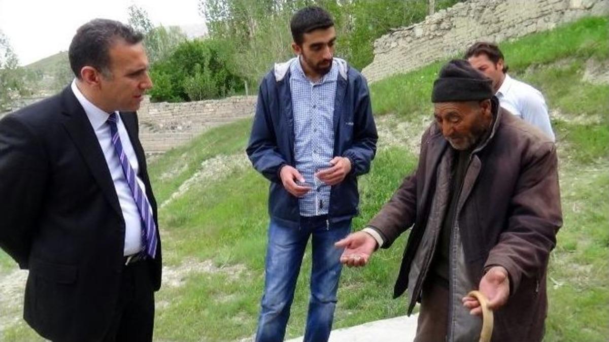 Harabe Evde Yaşayan Emer Amcaya Sahip &Ccedil;ıkıldı