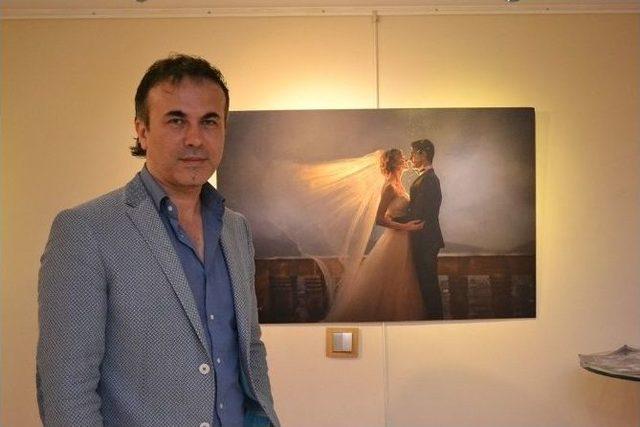 Bu Sergi Diğerlerinden Çok Farklı 1