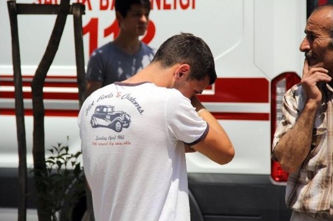 Kazada Yaralanan Dedesine Ağladı