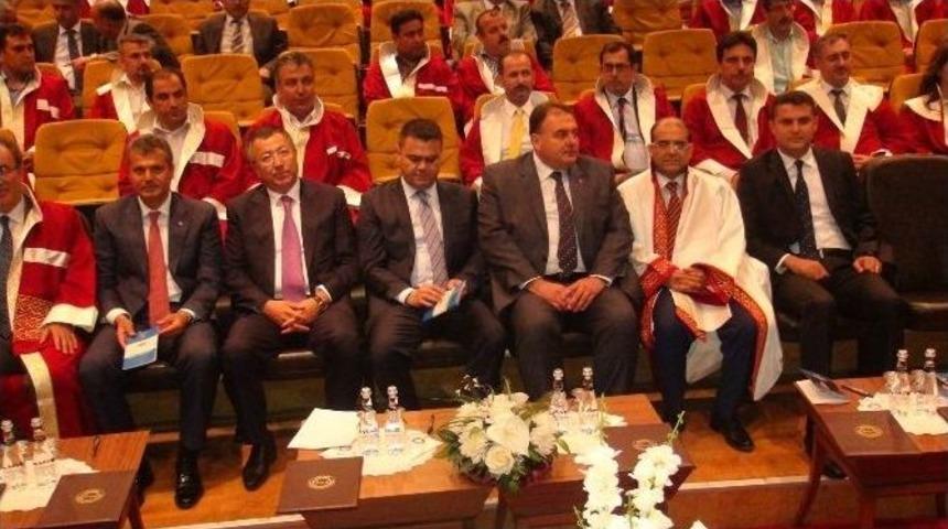 Mk&uuml;&rsquo;den Kazakistan B&uuml;y&uuml;kel&ccedil;isine &rsquo;fahri Doktora&rsquo; &Uuml;nvanı