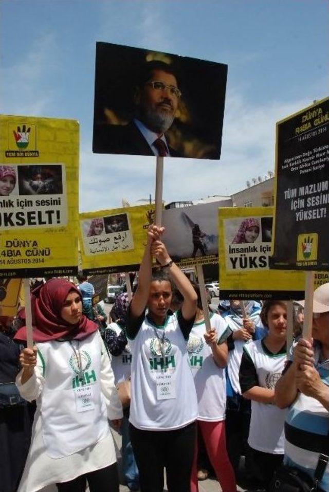 Mursi’nin İdam Kararını Didim’den Protesto Sesleri…