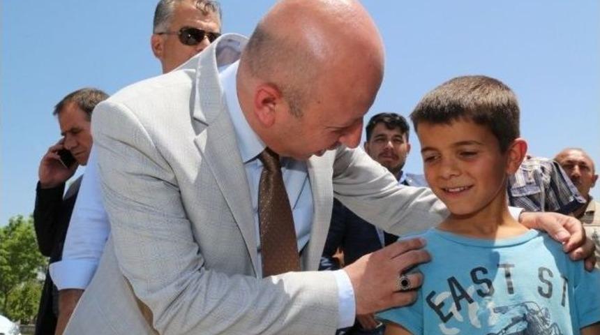 &Ccedil;olakbayrakdar, "ebi&ccedil;&rsquo;te 571 Fidan Diktik"