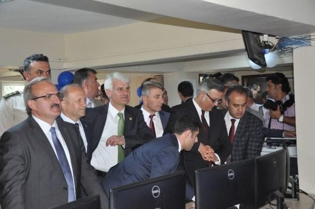 İneg&ouml;l&rsquo;de Hem Binası Ve Mobese Sistemi A&ccedil;ıldı