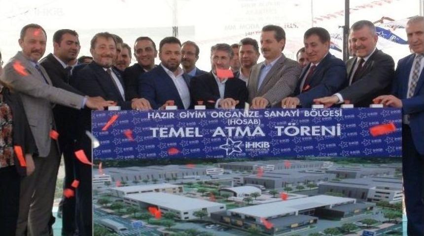 Bakan &Ccedil;elik: "&uuml;lkemizde Yatırım Varsa Bunu Siyasi İstikrara Bor&ccedil;luyuz"