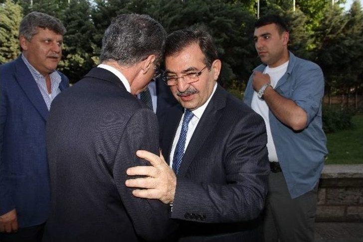 Bakan Güllüce Feshane’de Kastamonu Günleri Esnafını Ziyaret Etti G1