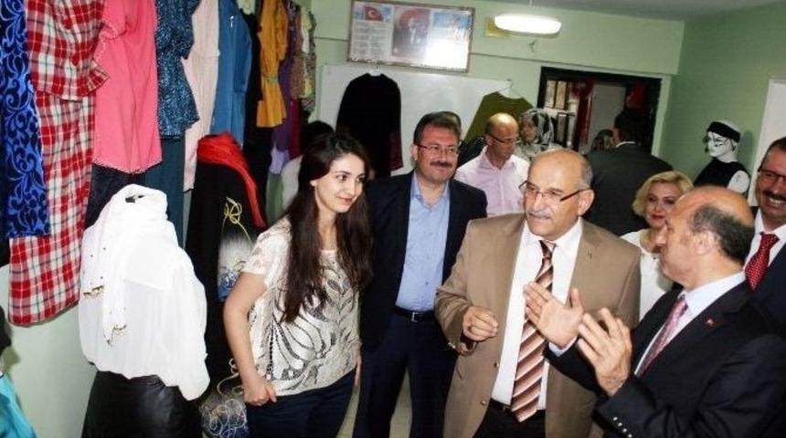 Mudanya Hem&rsquo;den Yıl Sonu Sergisi