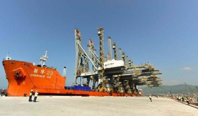 İki Ay Önce Çin'den Yola Çıkan Dev Vinçler Kocaeli Dubai Port Limanı'na Ulaştı