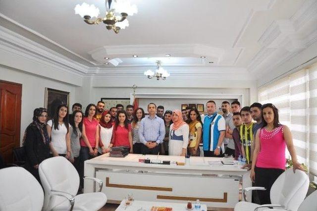 &Ouml;ğrencilerden Kaymakam Ermiş&rsquo;e Ziyaret 1