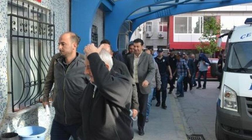 Konya'da 'paralel Yapı' Operasyonunda, Eski İl Emniyet M&uuml;d&uuml;r&uuml;'n&uuml;n G&ouml;zaltı Kararına Itiraz