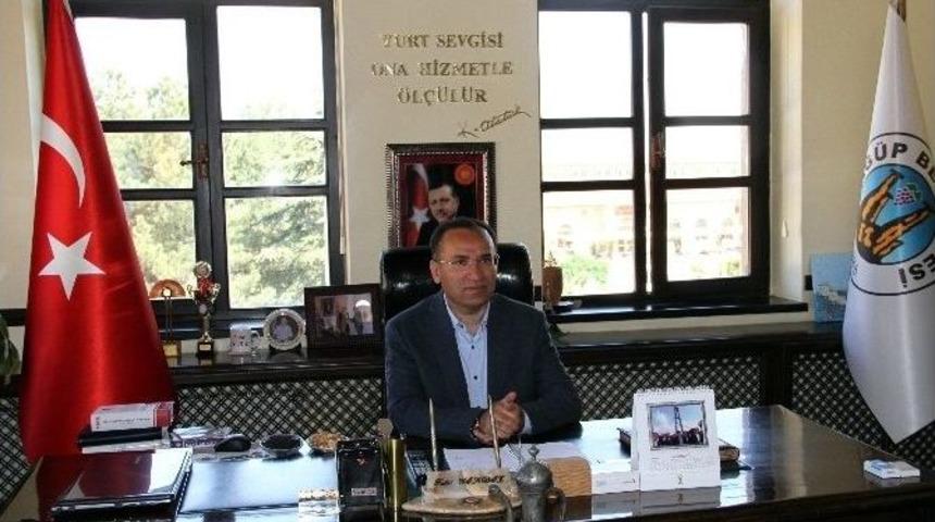 Bekir Bozdağ: &ldquo;y&uuml;zyılın Projesi Dedikleri Y&uuml;zyılın Fiyaskosu&rdquo;