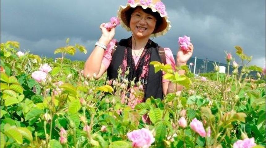 Gül Kokulu Turizmde Yeni Sezonun İlk Kafileleri Geldi