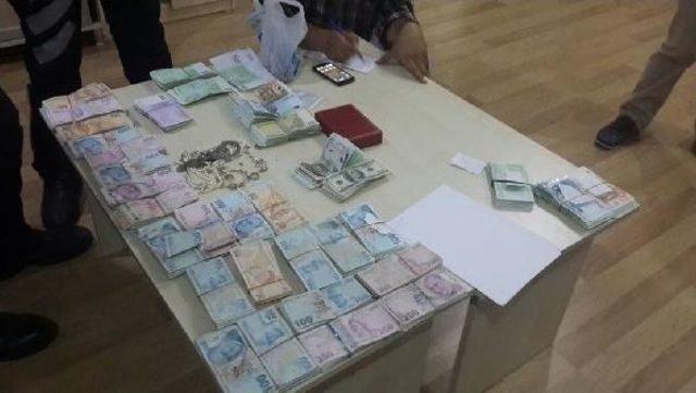 Telefonda Polis Yalanı Ile 600 Bin Lira Dolandırdı, Ger&ccedil;ek Polise Yakalandı 1