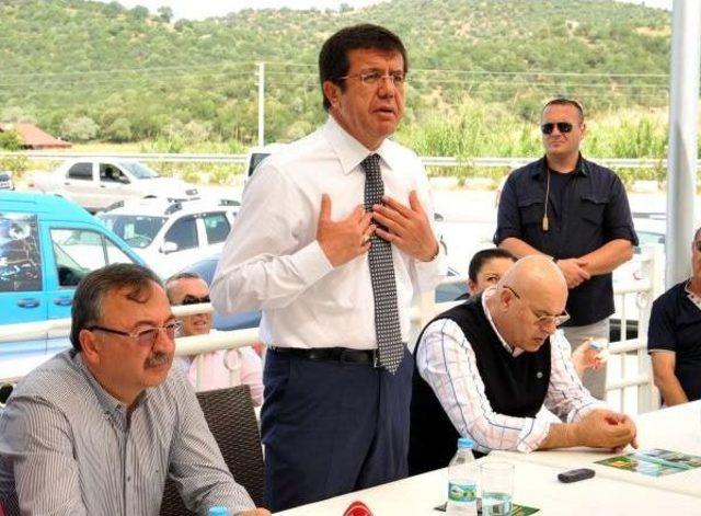 Zeybekci: Her Gün Sağdığımız Ineğin Süt Vermeye Devamı Için Sağlıklı Olması Lazım