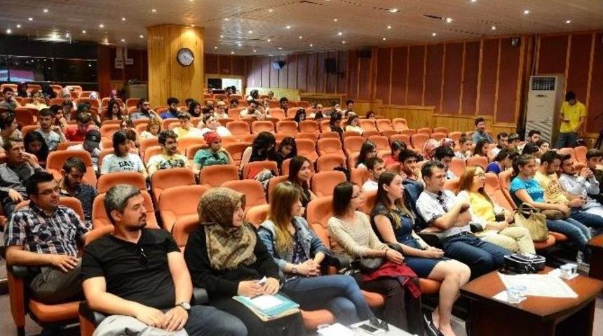 B&uuml;&rsquo;de &lsquo;erasmus Plus Gen&ccedil;lik Programı&rsquo; Anlatıldı