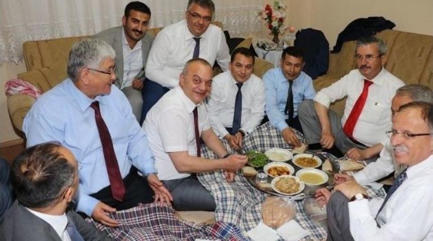 Mhp&rsquo;li Eryılmaz, Vatandaşın Evine Konuk Oldu