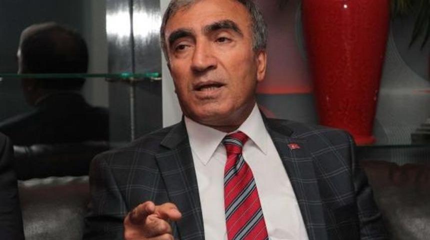 Mhp'li &Ouml;zt&uuml;rk, "trafolara Dikkatle Bakıyoruz"