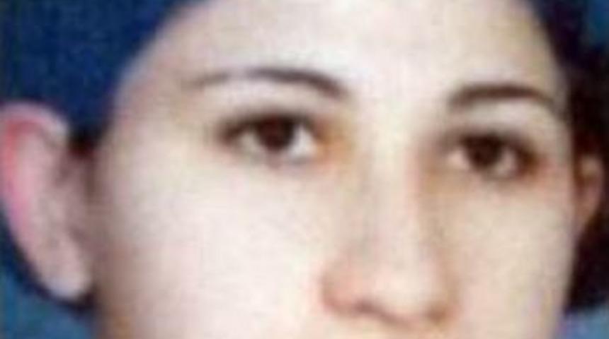 Barışmayı Reddeden Eski Eşinin Boynuna Ağa&ccedil; Oyma Aleti Sapladı