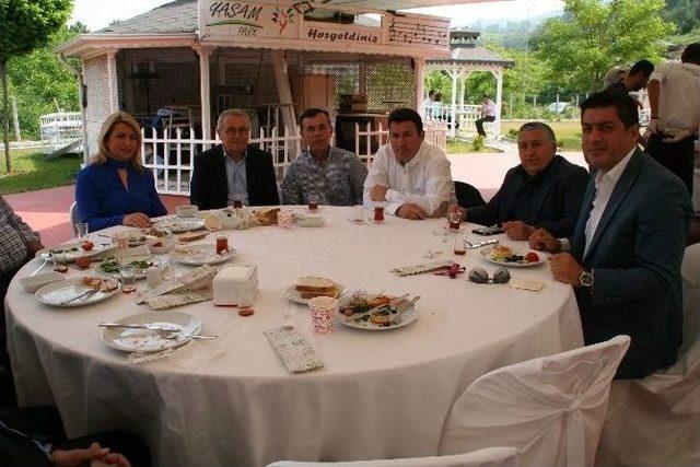 Devrek Anadolu Lisesi&rsquo;nden Dayanışma Kahvaltısı 1
