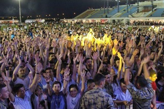 Grup Kolpa&rsquo;dan Unutulmaz Konser 1