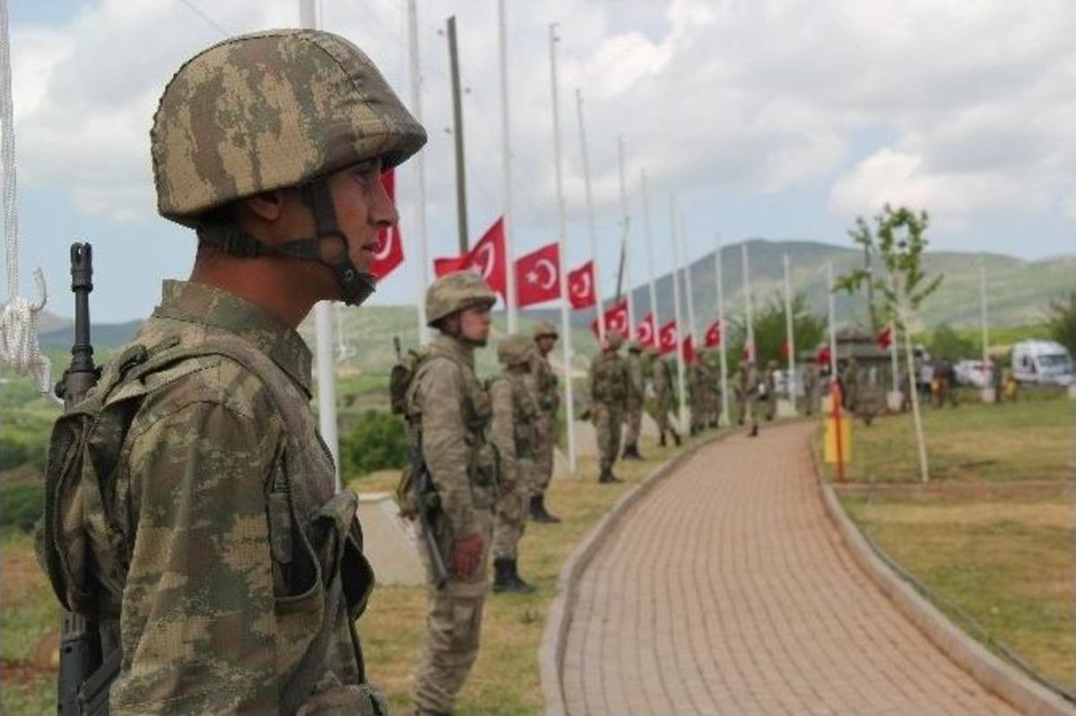 33 Şehit T&ouml;renle Anıldı