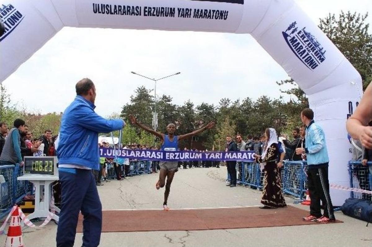 1. Uluslararası Erzurum Yarı Maratonuna Etiyopyalılar Damgasını Vurdu