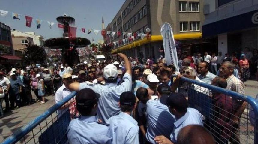 Festivalde 3.5 Ton Ciğer Dağıtıldı