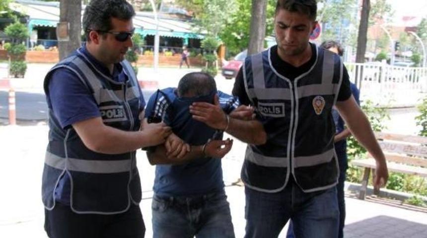 10 Yıldır Sahte Kimlikle Suç Işleyip Kaçtı, Bolu'da Yakalandı