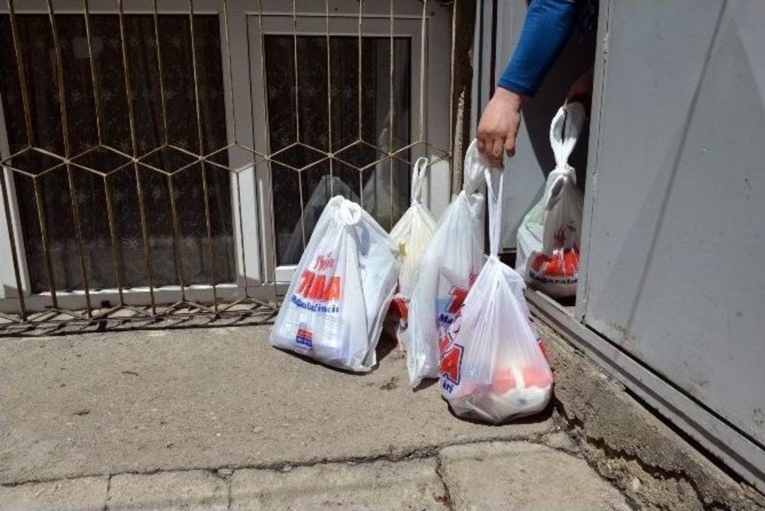 Yakutiye Belediyesi, Yoksul Aileleri Unutmuyor