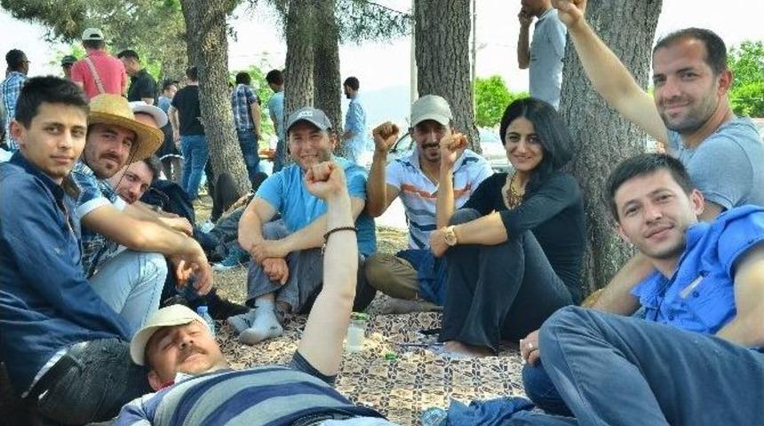 Ford İş&ccedil;ilerinin Eylemi Devam Ediyor