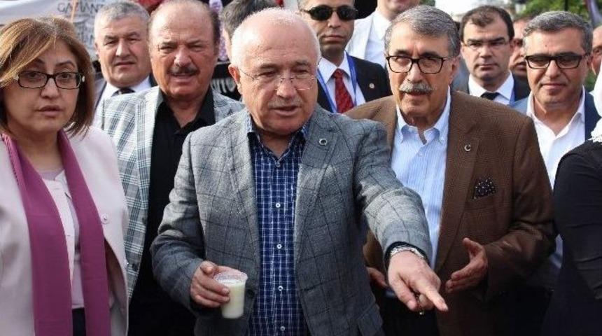 Tbmm Başkanı Cemil &Ccedil;i&ccedil;ek, Gaziantep&rsquo;te Hemşehriler Dernekleri Festivaline Katıldı