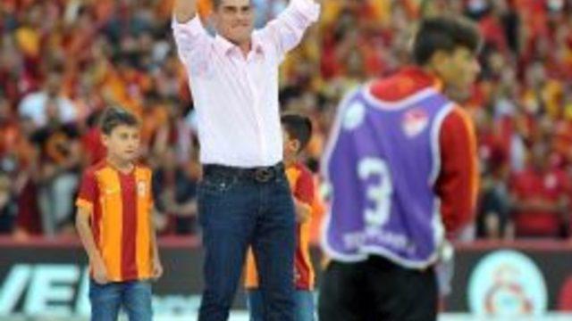 Mondragon’a Arena’da Sevgi Seli